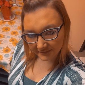 Meet your Posher, Justine